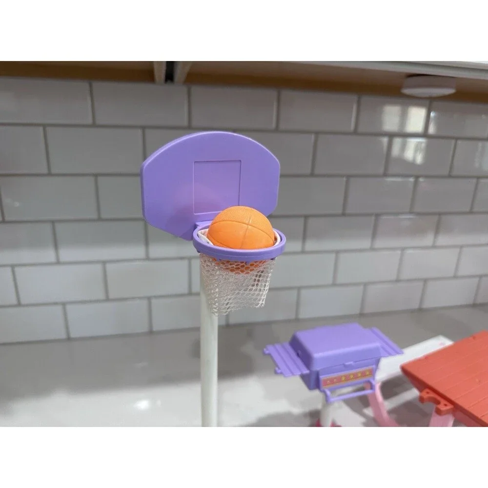 Vintage 1991 Barbie BBQ Picnic Playset Grill Table Basketball Mattel Arco